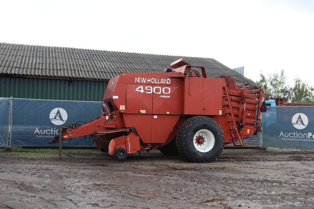 Ballenpresse New Holland 4900 Fiatagri