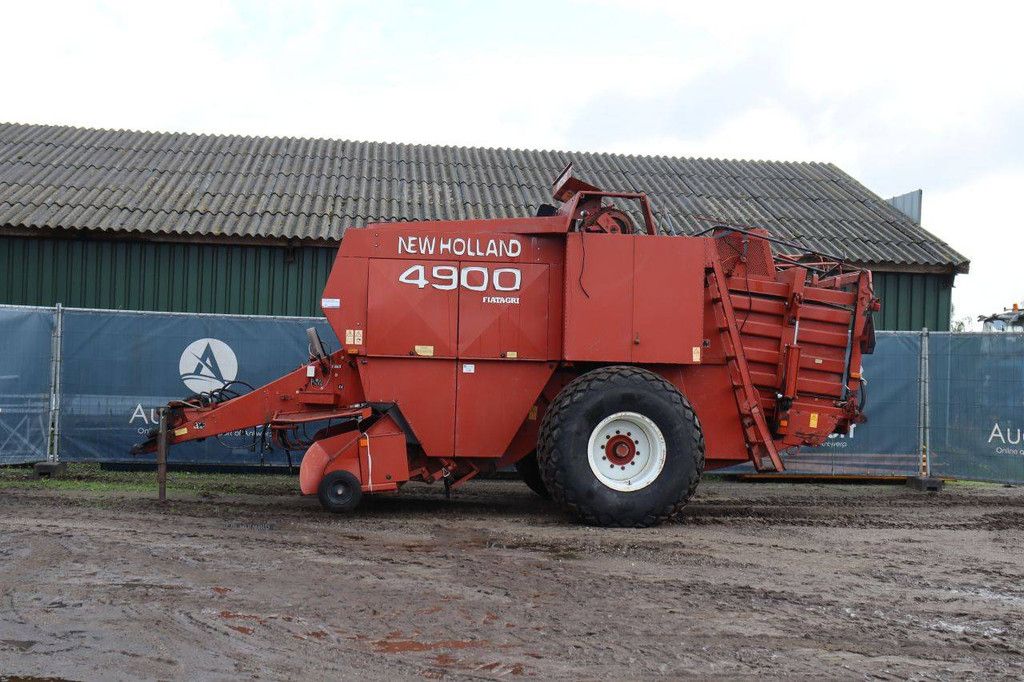 Ballenpresse New Holland 4900 Fiatagri