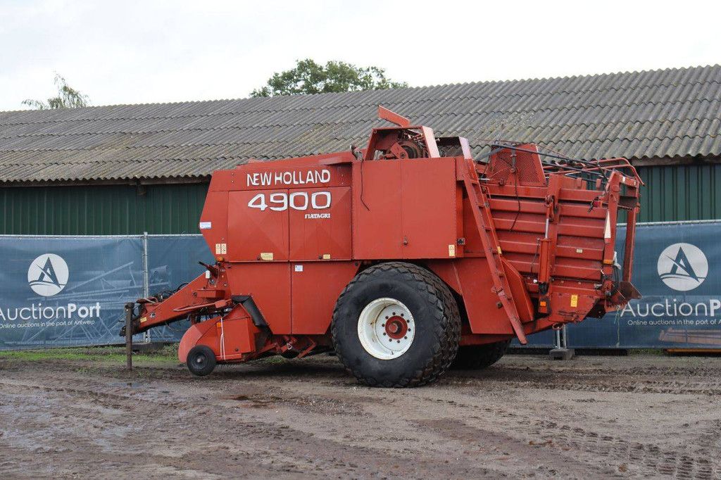 Ballenpresse New Holland 4900 Fiatagri
