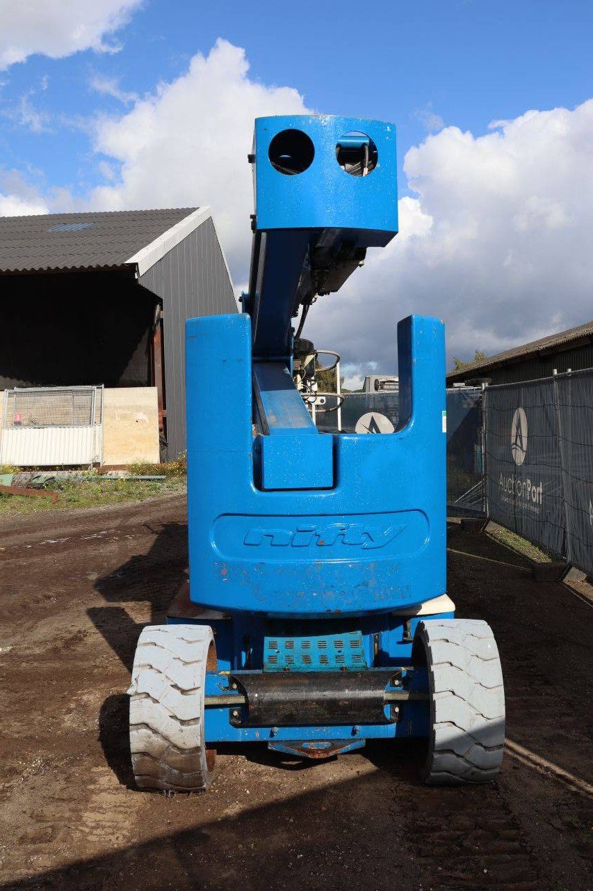 Niftylift HR15 NDE Articulated Boom Lift Electric+Diesel 225kg 15.6m 2011