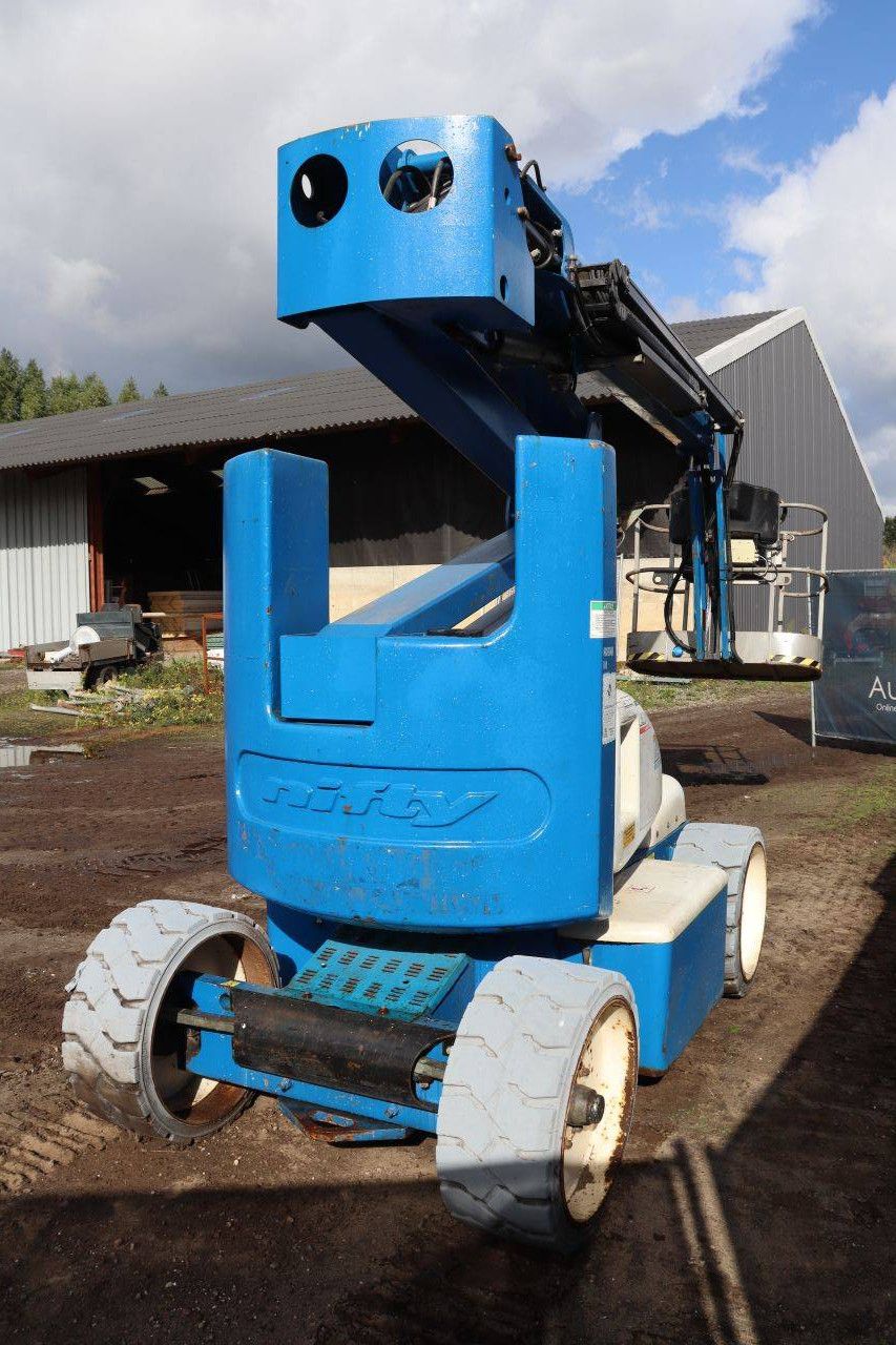 Niftylift HR15 NDE Articulated Boom Lift Electric+Diesel 225kg 15.6m 2011