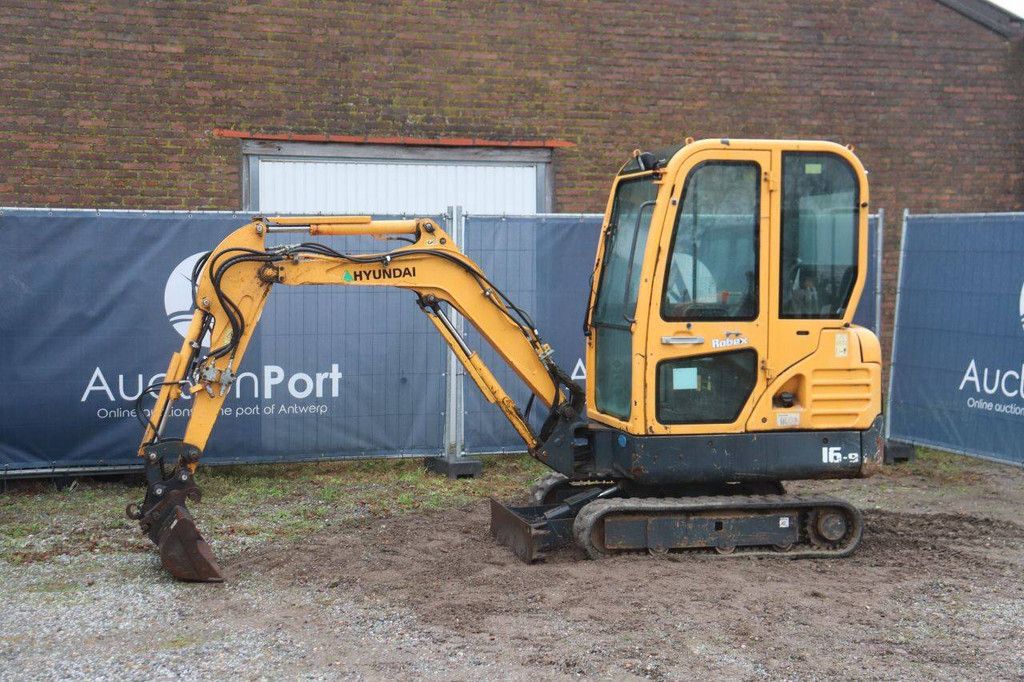 Mini excavator Hyundai Robex 16-9 Diesel 12kW 2016