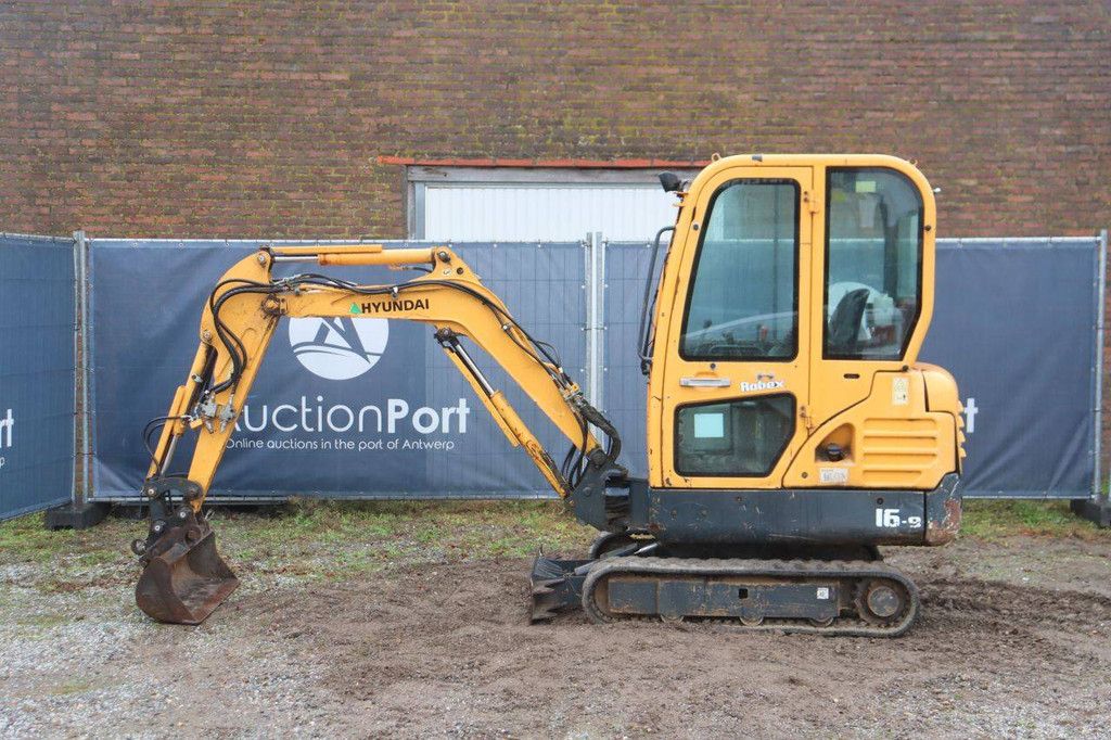 Mini excavator Hyundai Robex 16-9 Diesel 12kW 2016