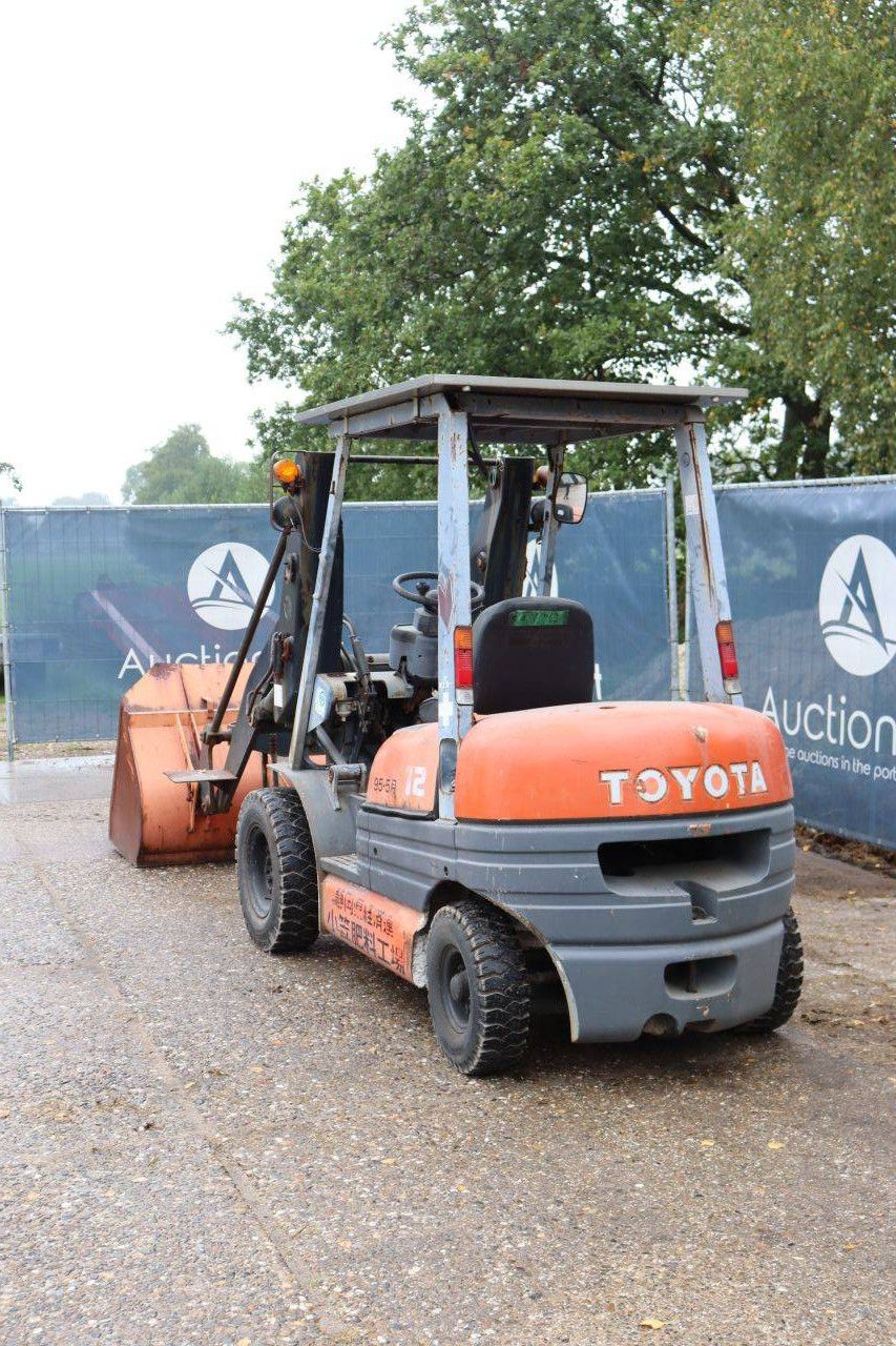 Gabelstapler Toyota 4SG12 Benzin 1000 kg 2,49 m