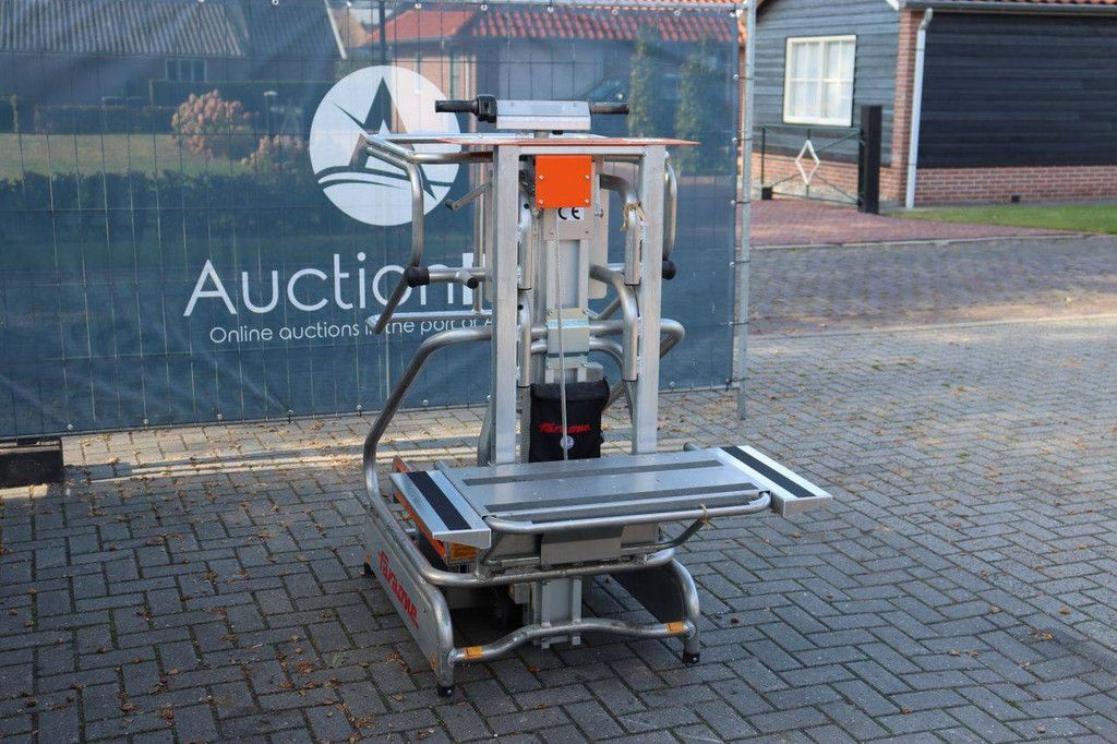 Faraone Elevah 40 Electric Mast Lift