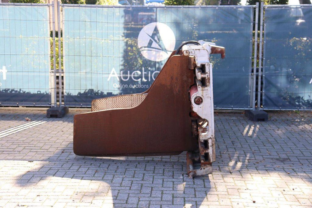 Bale clamp Durwen PBK 140 2013