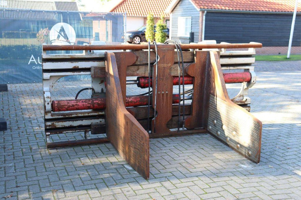 Bale clamp Durwen PBK 140 2013