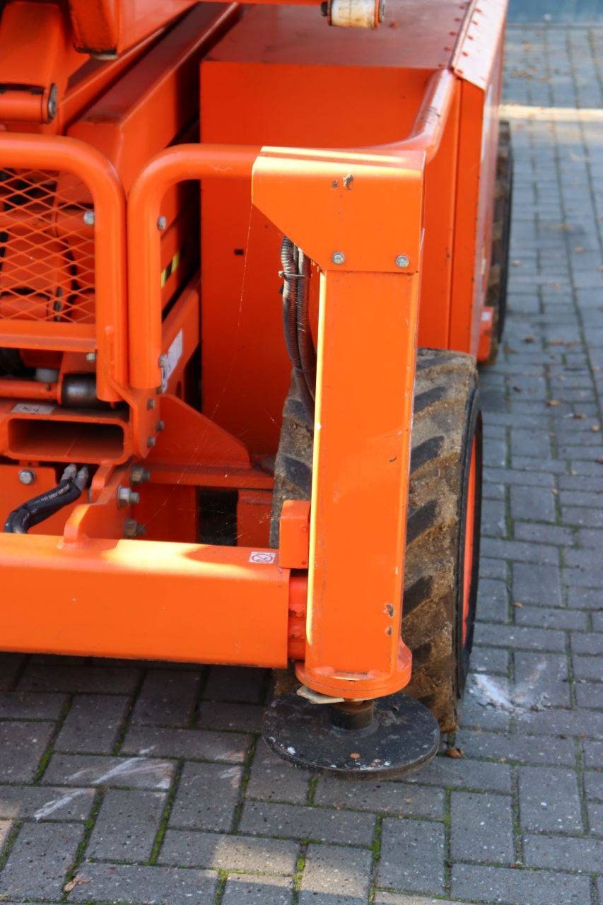 Skyjack SJ 6826RT Diesel Scissor Lift 567kg 9.9m 2016