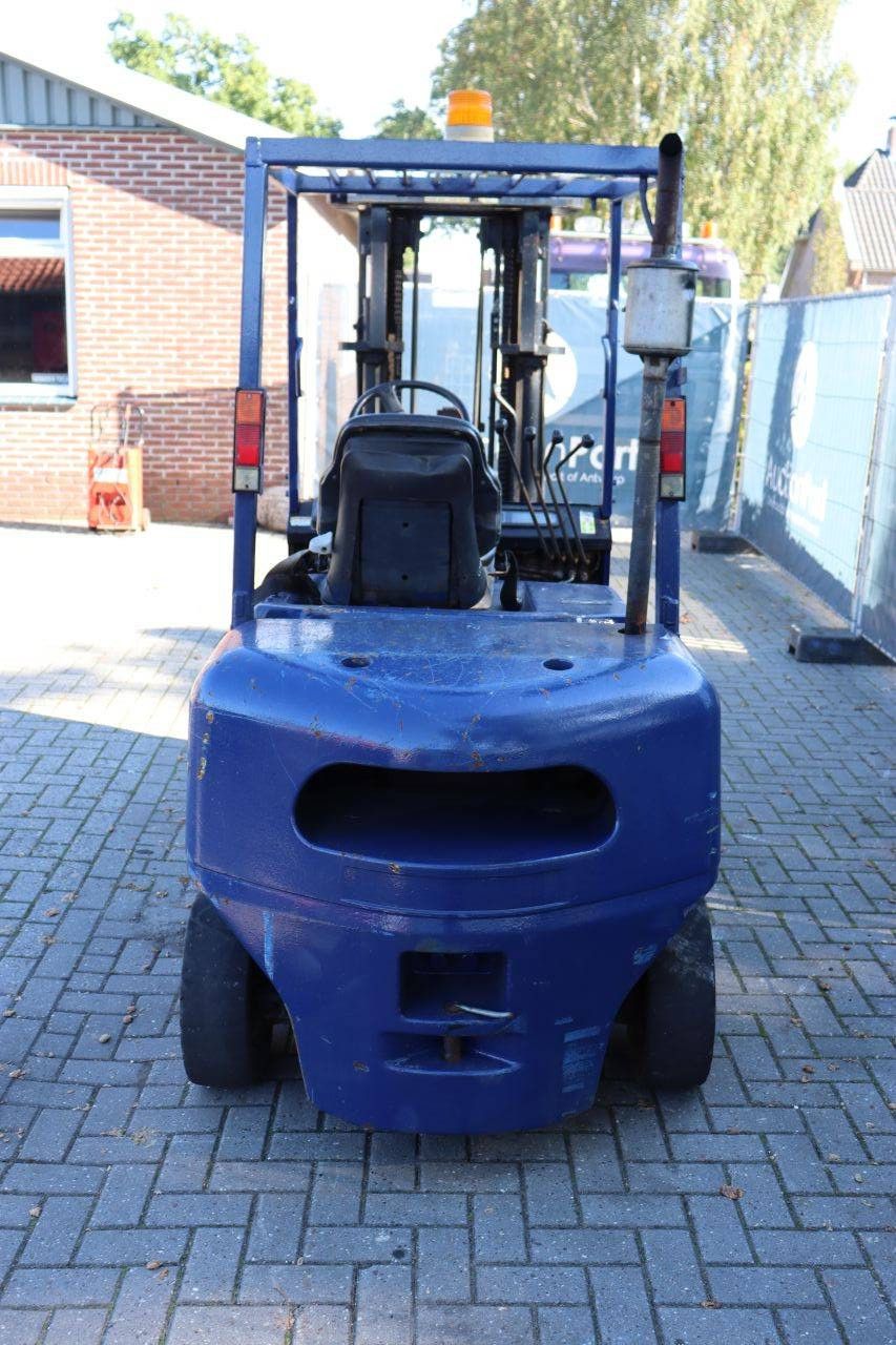 Forklift Yale GDP25 Diesel 2500kg 1999