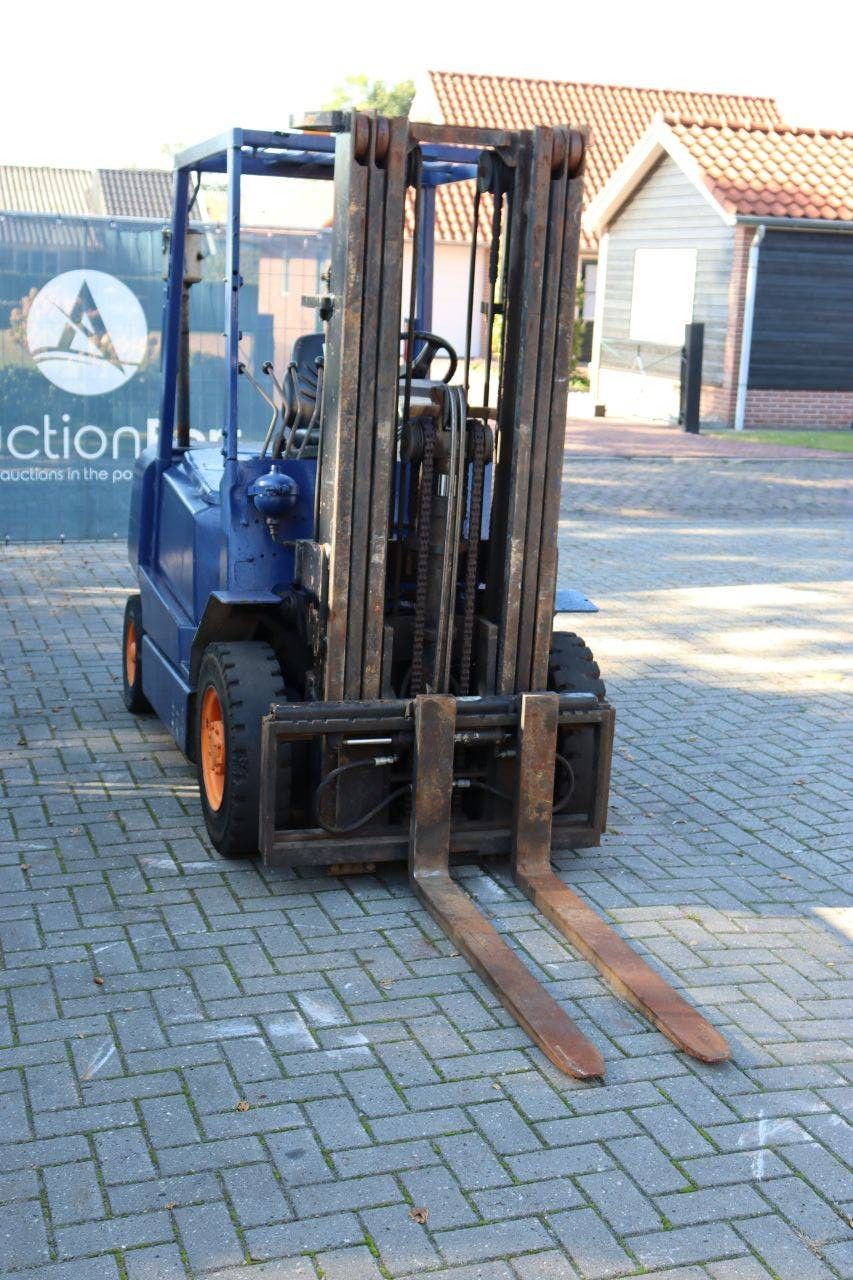 Forklift Yale GDP25 Diesel 2500kg 1999