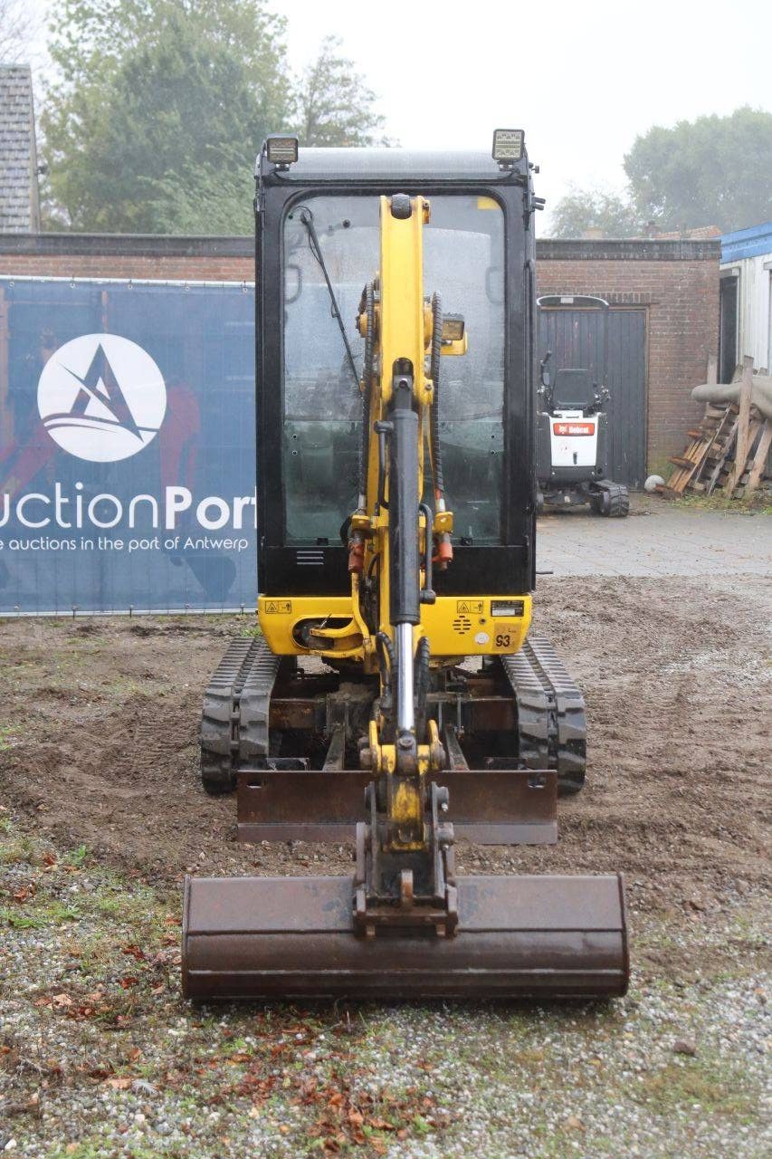 Mini excavator Caterpillar 301.7D Diesel 13.4kW 2017