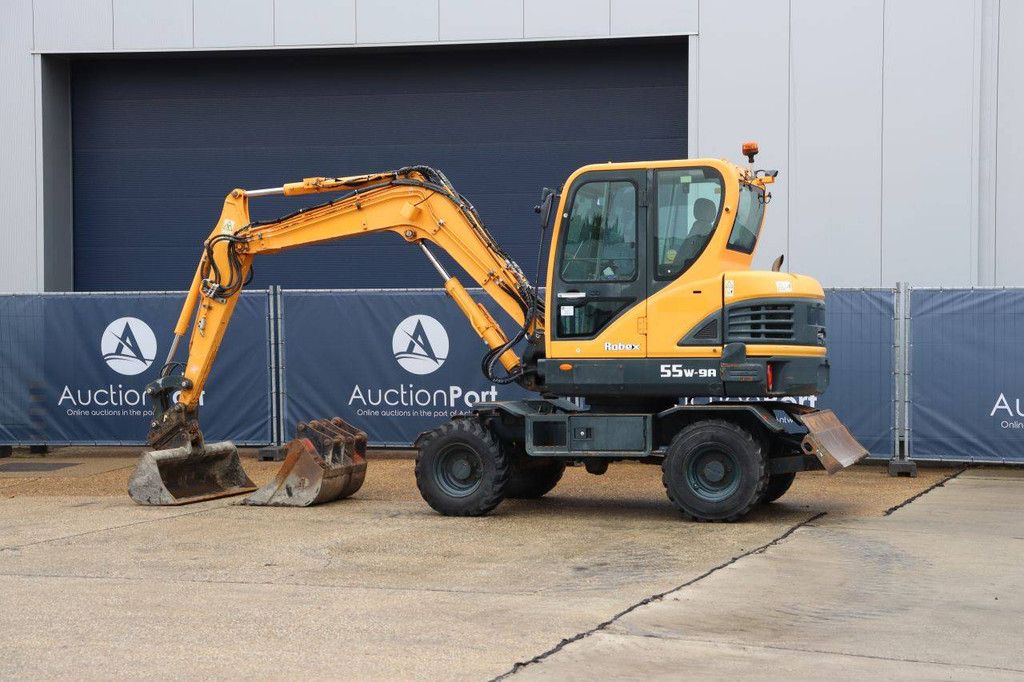 Wielgraafmachine Hyundai Robex 55W-9A Diesel 48.5kW 2021