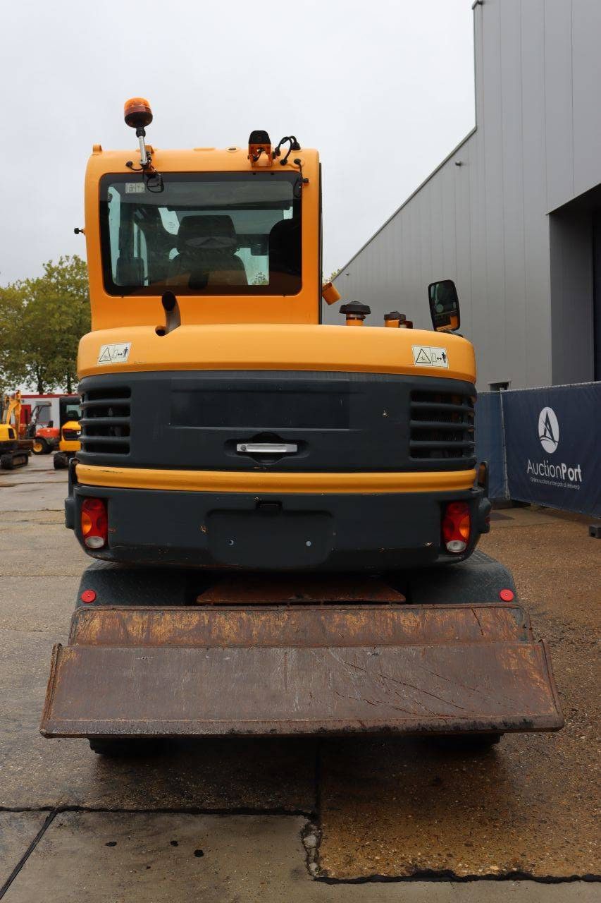 Wielgraafmachine Hyundai Robex 55W-9A Diesel 48.5kW 2021