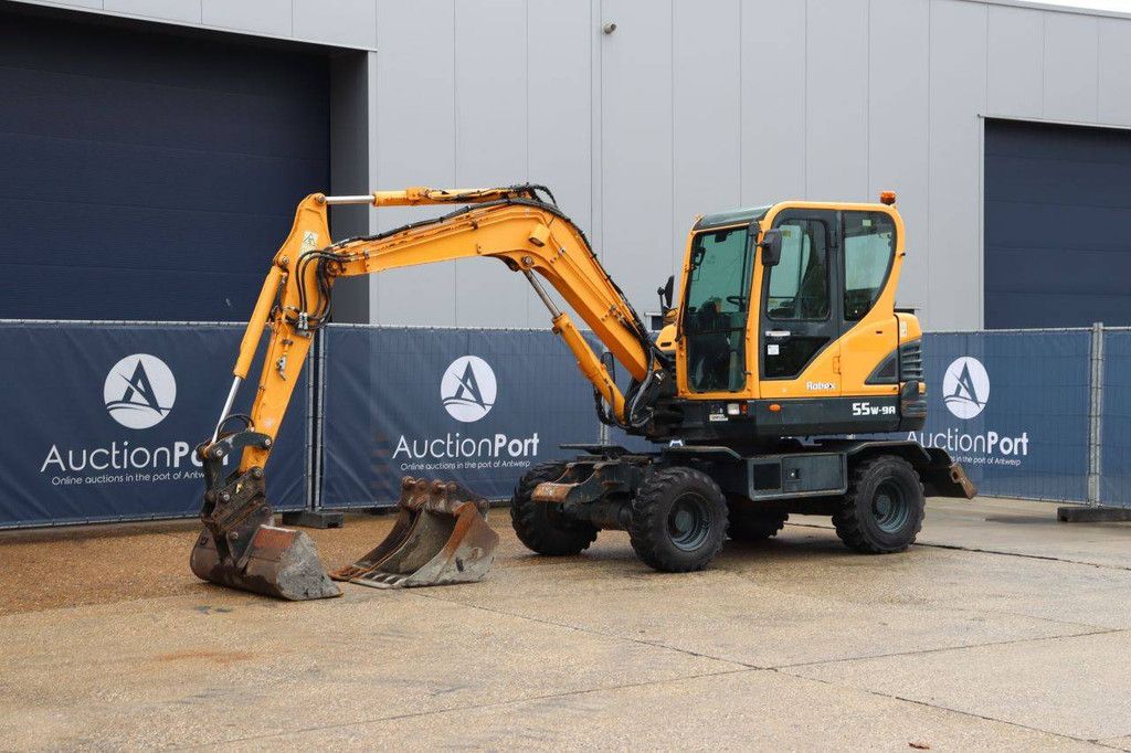 Wielgraafmachine Hyundai Robex 55W-9A Diesel 48.5kW 2021