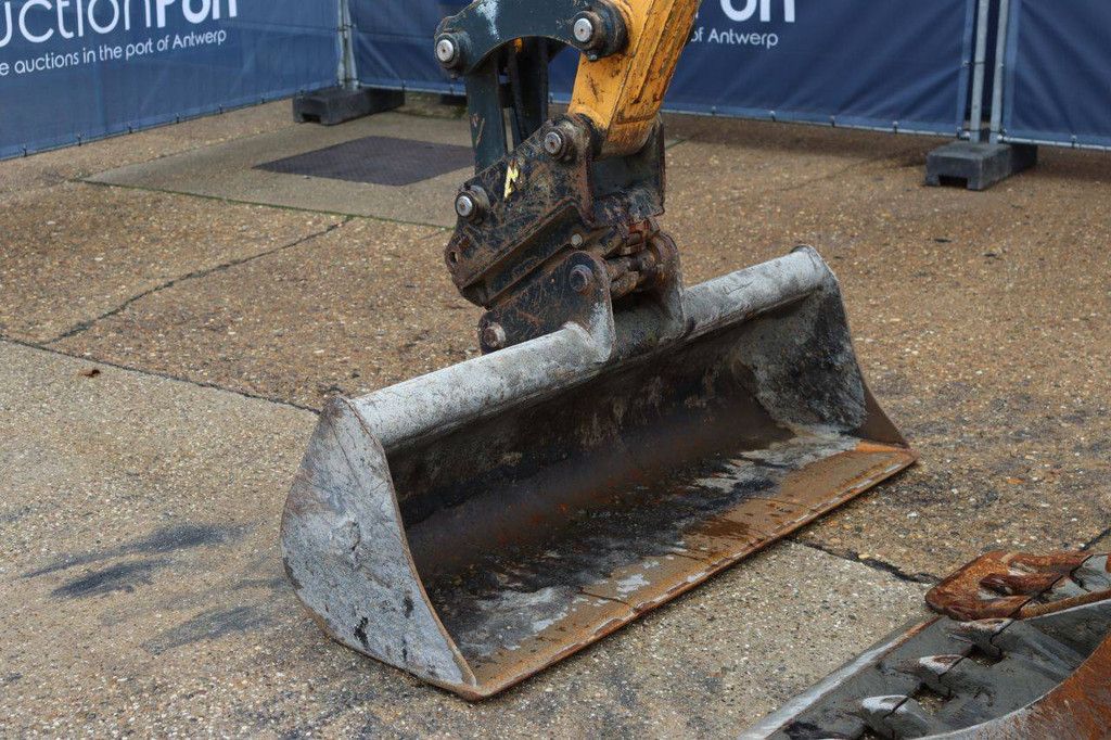 Wielgraafmachine Hyundai Robex 55W-9A Diesel 48.5kW 2021