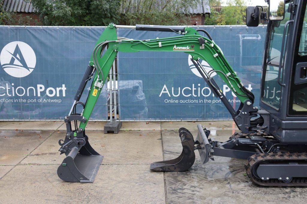 Mini Excavator Aameck F22 Diesel 13.4kW 2026 New