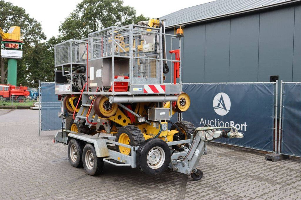 Trailer-Aerial Worker Combination France Elevateur LOR'AXE Diesel 120kg 8.05m 2011