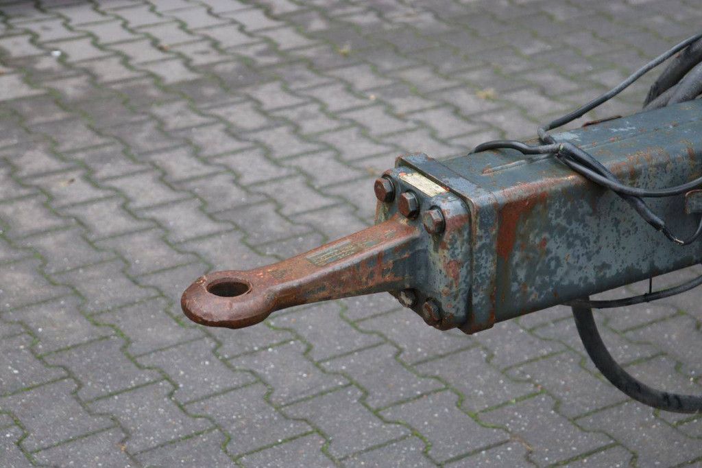 Paul Auwärter TTH-8.6 8600kg Anhänger mit Plane