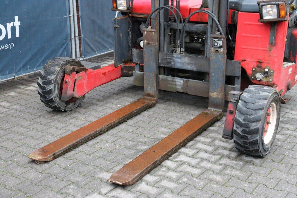 Moffett M4 20.3 Diesel-Mitnahmestapler, 2000 kg, 3,0 m, Baujahr 2009