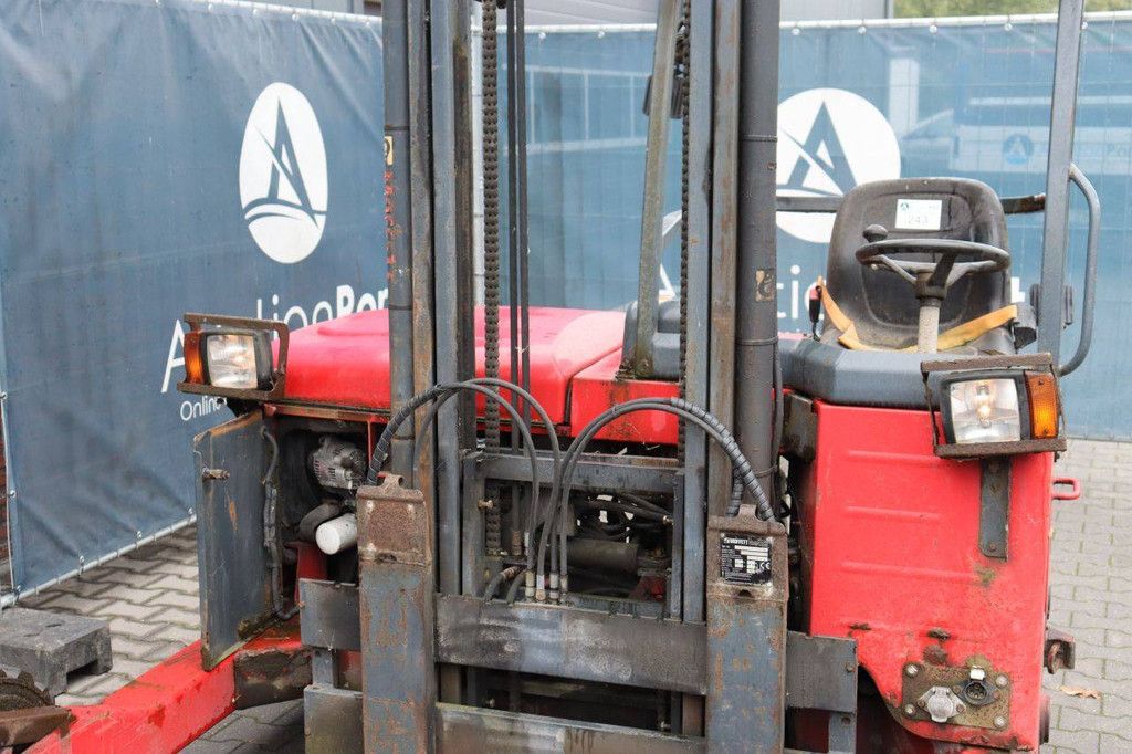Moffett M4 20.3 Diesel-Mitnahmestapler, 2000 kg, 3,0 m, Baujahr 2009