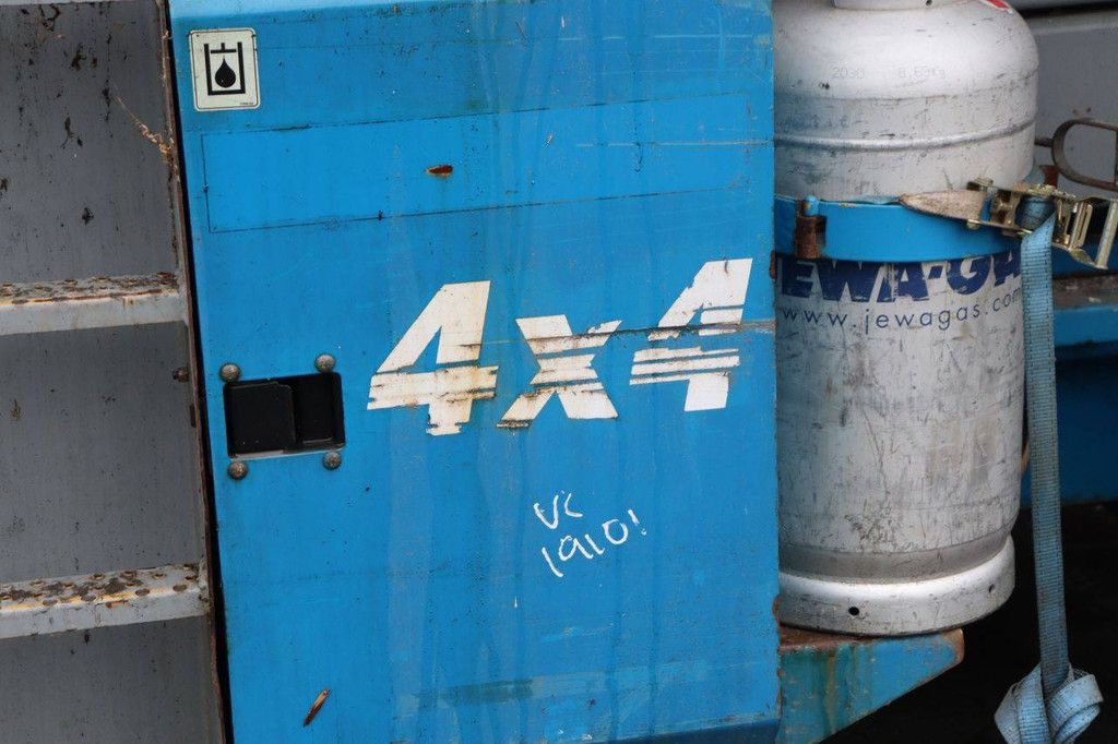 Scissor lift Genie GS-3384 LPG 2010