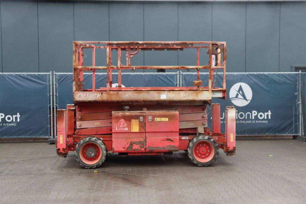 Scherenarbeitsbühne LGMG SR10180 Diesel 454 kg 11,7 m 2021