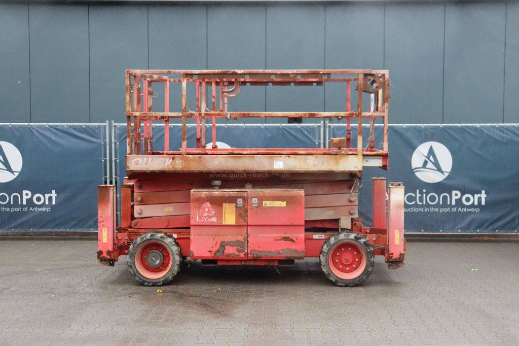 Scherenarbeitsbühne LGMG SR10180 Diesel 454 kg 11,7 m 2021