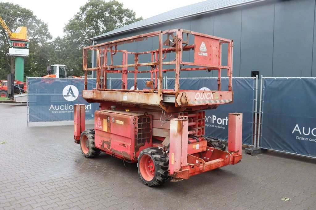 Scherenarbeitsbühne LGMG SR10180 Diesel 454 kg 11,7 m 2021