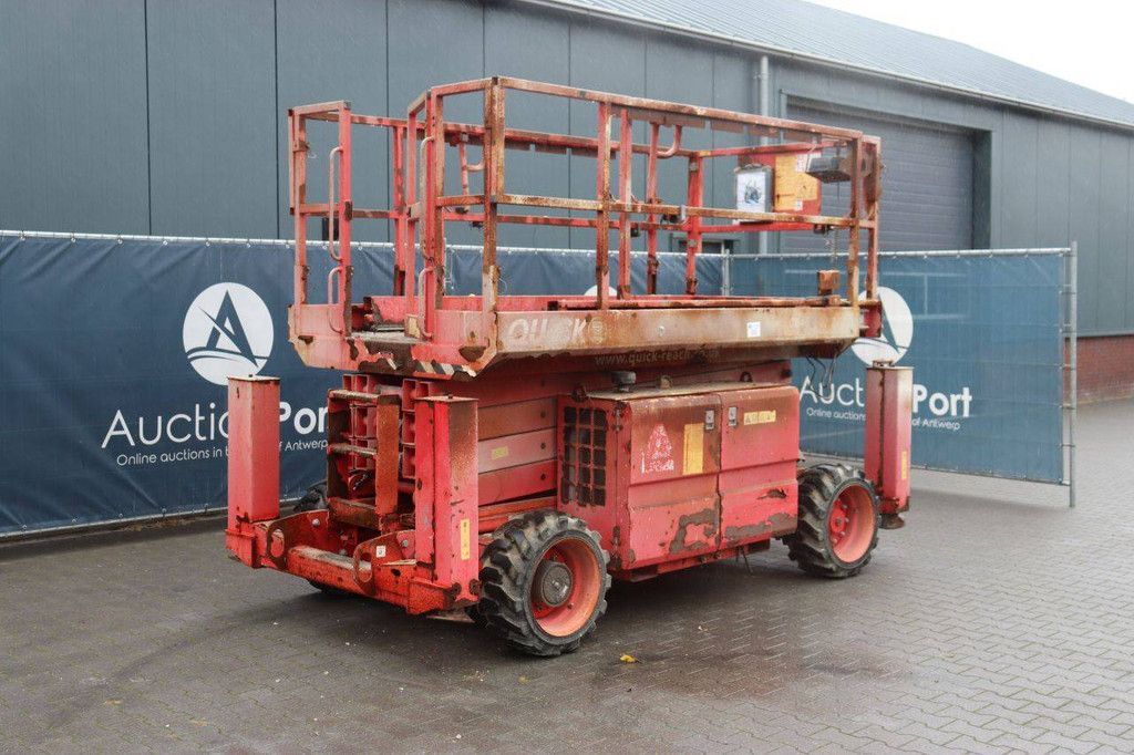 Scherenarbeitsbühne LGMG SR10180 Diesel 454 kg 11,7 m 2021