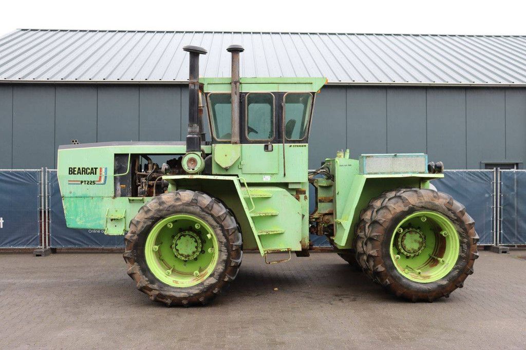 Tractor Steiger Bearcat PT225 Diesel