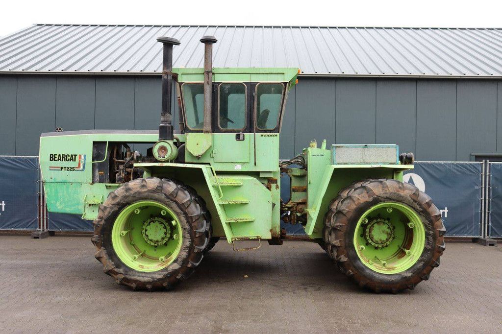 Tractor Steiger Bearcat PT225 Diesel