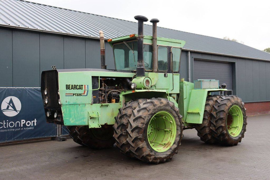 Tractor Steiger Bearcat PT225 Diesel