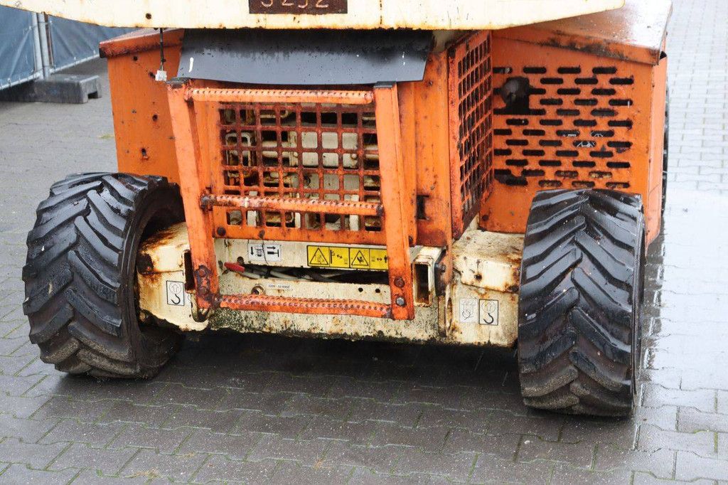 Scissor lift JLG 260MRT Diesel 570kg 9.92m