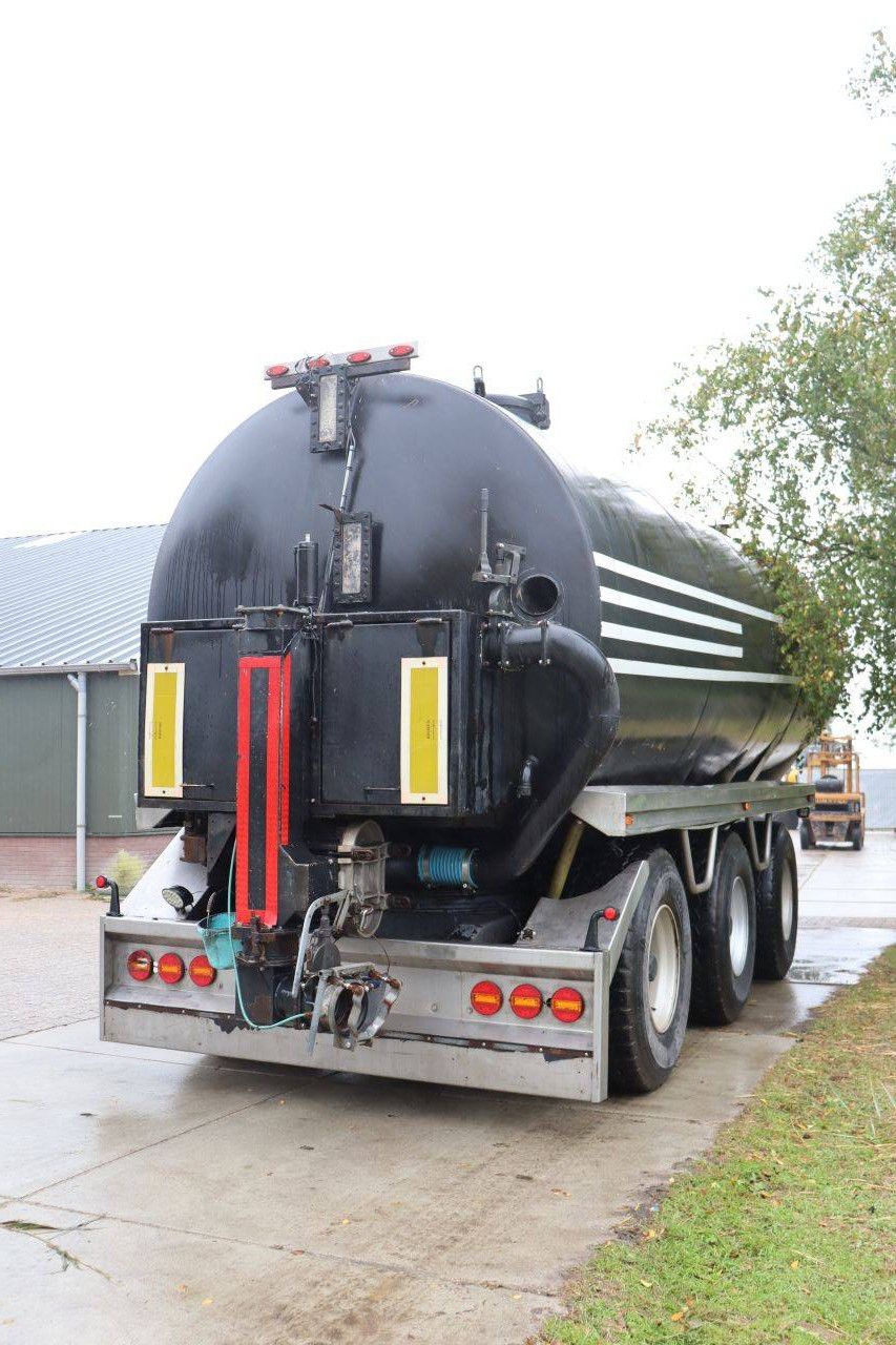 Tank semi-trailer Vlastuin FV 2006 47500kg