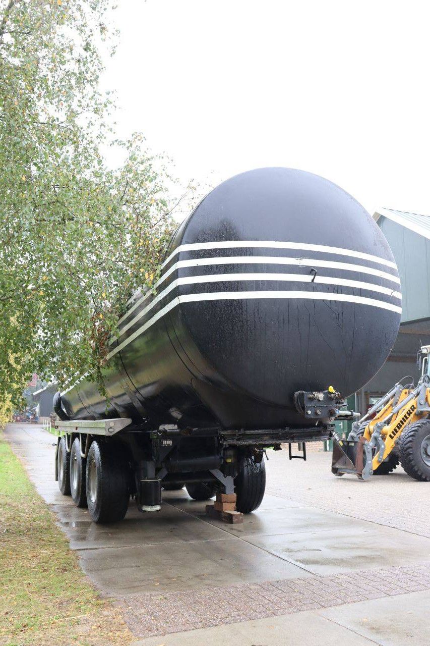 Tank semi-trailer Vlastuin FV 2006 47500kg