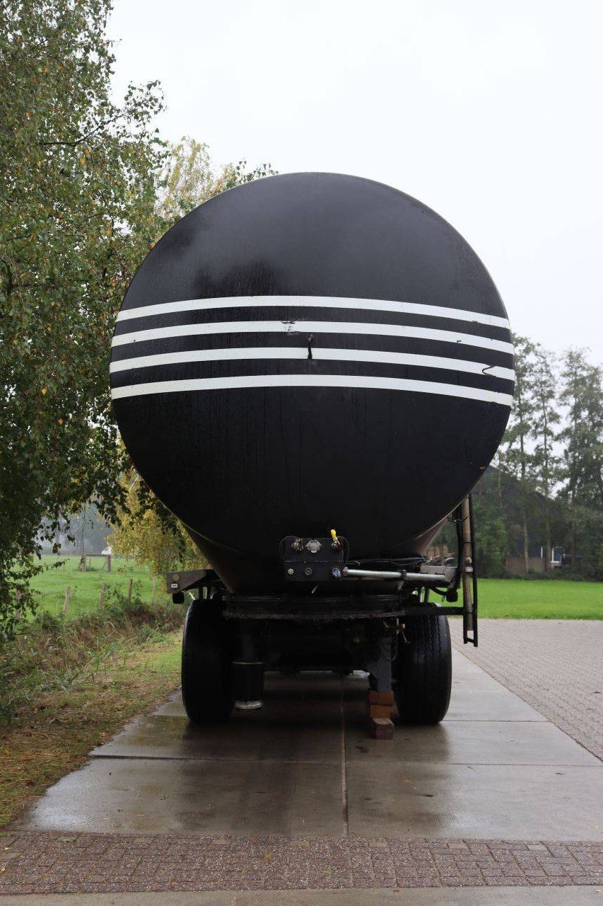 Tank semi-trailer Vlastuin FV 2006 47500kg