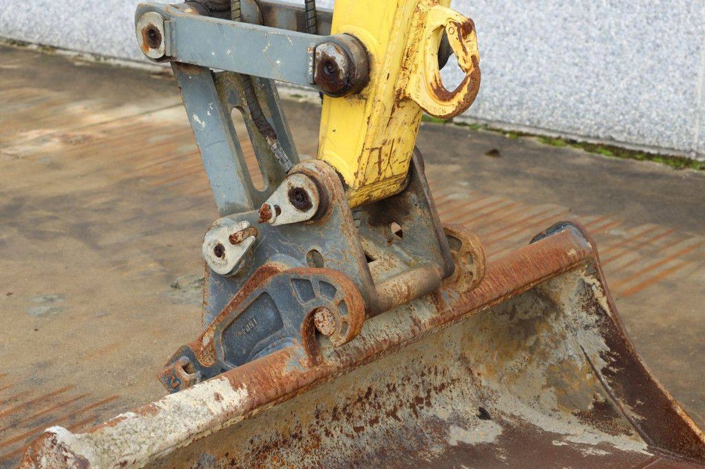 Crawler excavator Wacker Neuson 6003 Diesel 43.4kW 2015