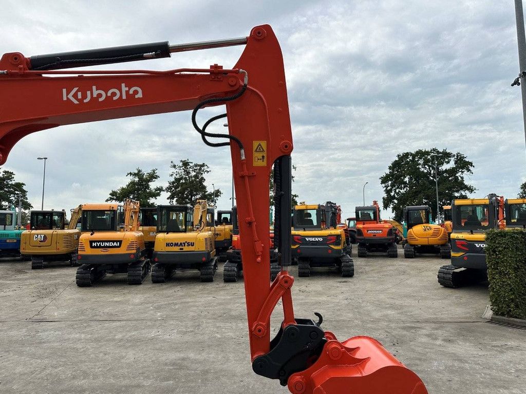 Midi excavator Kubota KX161-3SZ Diesel 2012