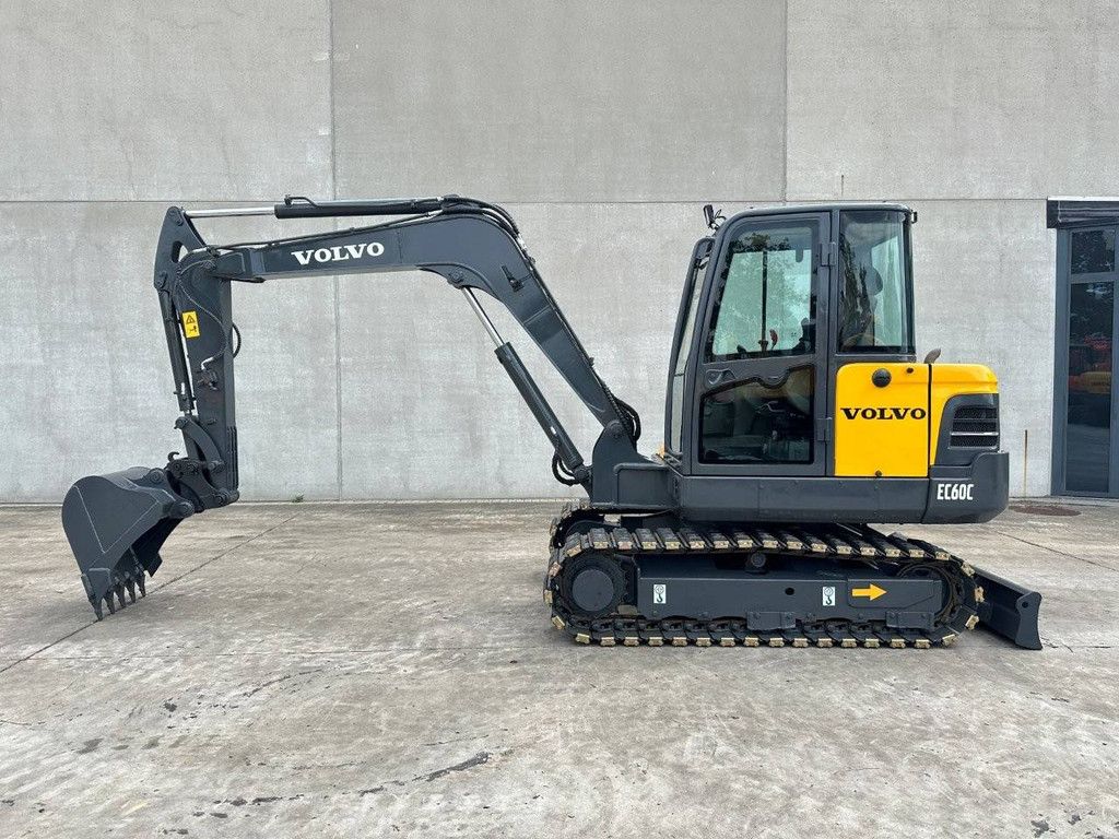 Midi excavator Volvo EC60C Diesel 2012
