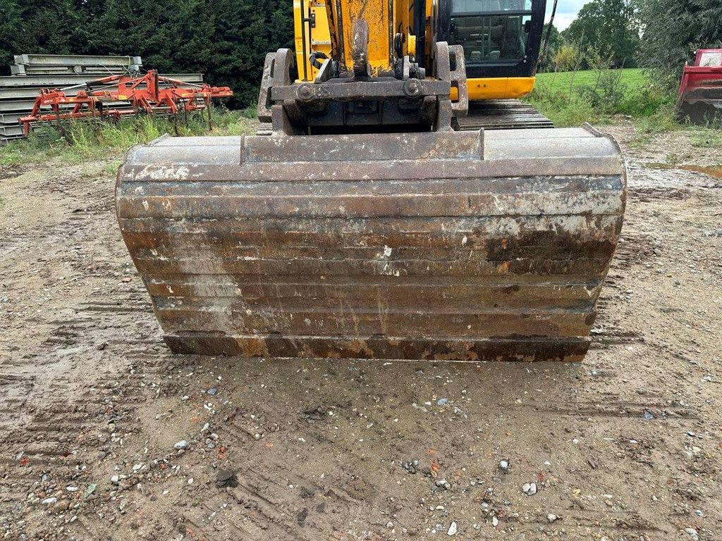 Crawler excavator JCB JZ140 LC Diesel 2016