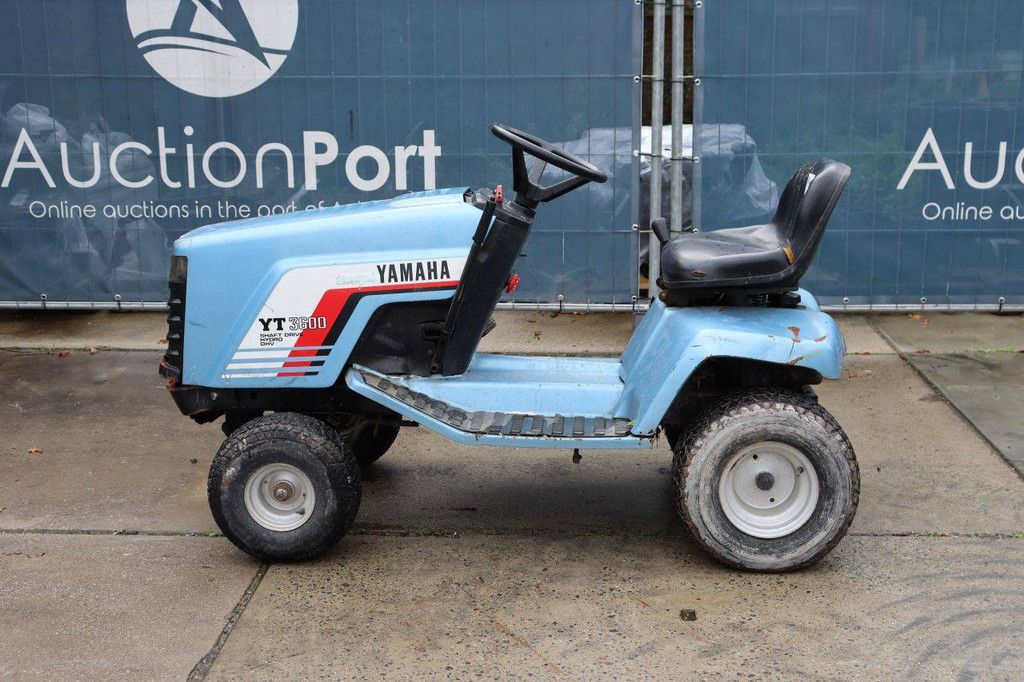 Ride-on mower Yamaha YT 3600 Petrol