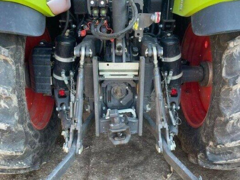 Claas Arion 470