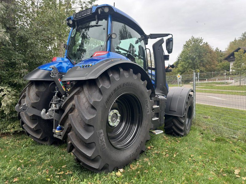 Valtra T235 D