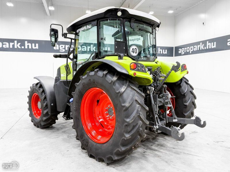Claas Arion 420