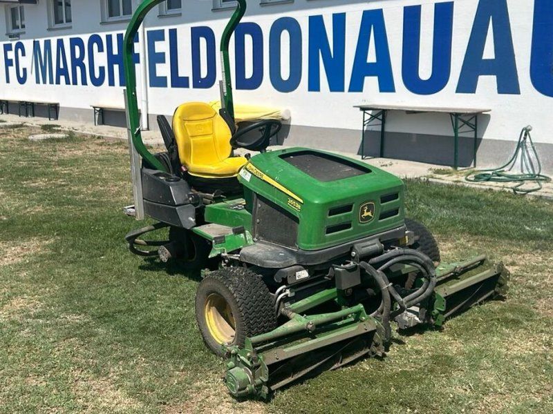 John Deere 2653B