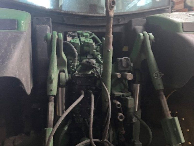 John Deere 6145R