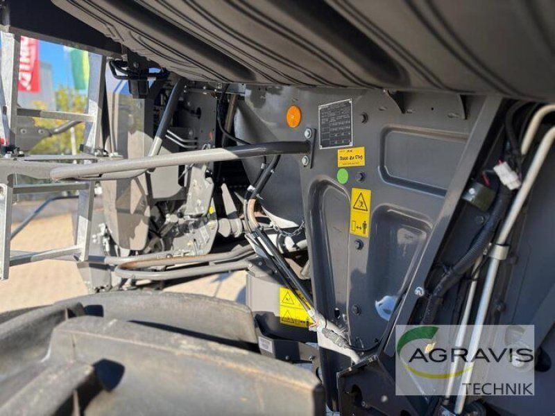 Claas TRION 750