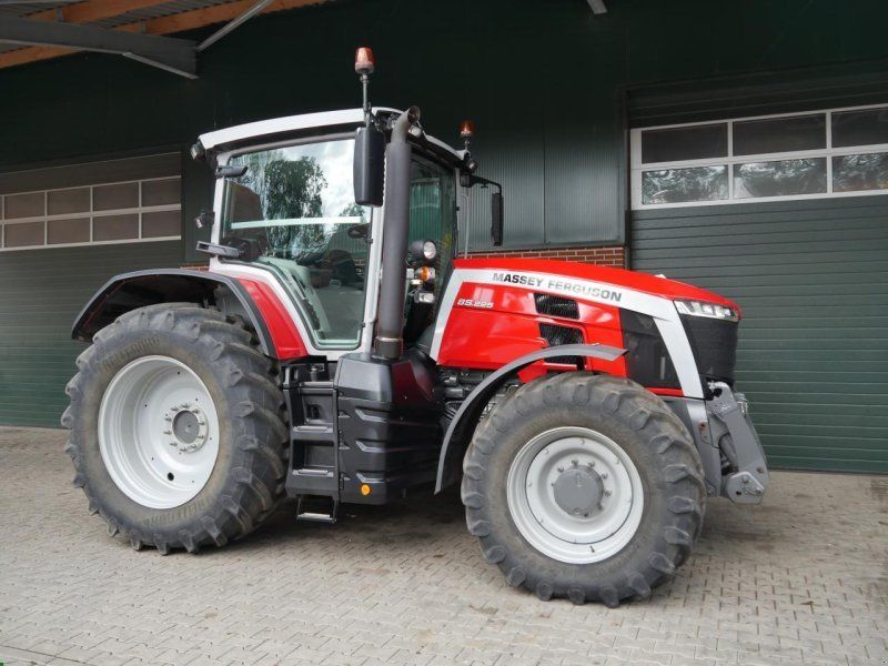 Massey Ferguson 8S.225 Dyna-7