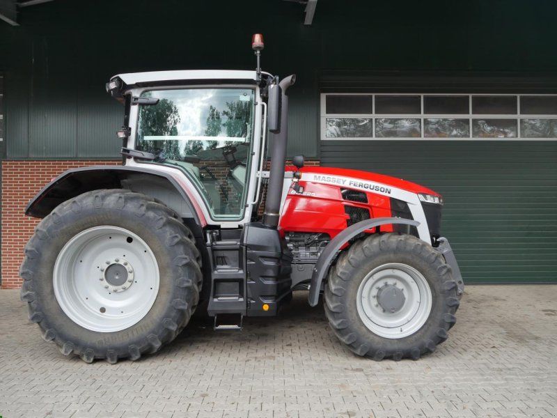 Massey Ferguson 8S.225 Dyna-7