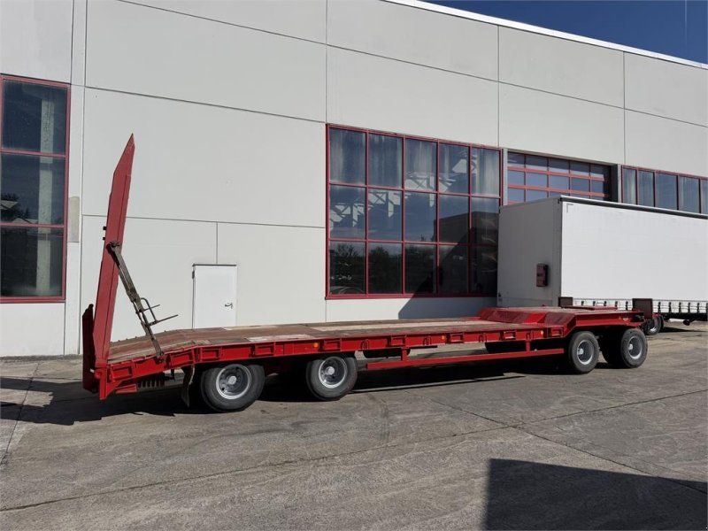 Goldhofer TU-4-2x2-3180 4 Achs Tieflader